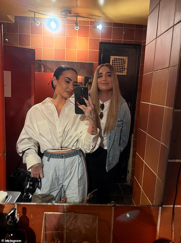 Njezina prijateljica pojavila se u postu