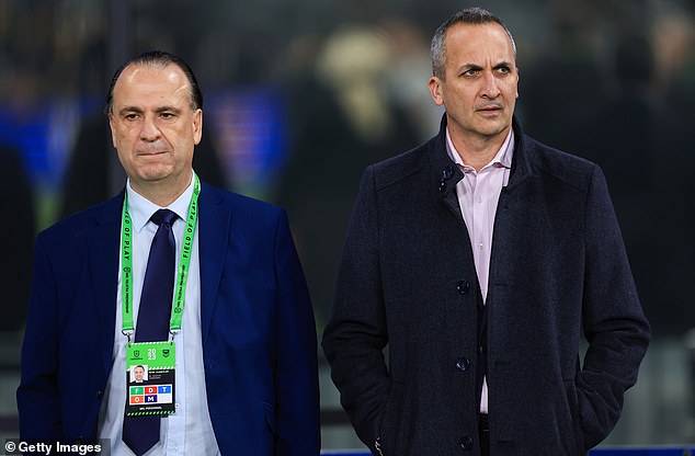 Dolazi nakon što se Australska komisija za ragbi ligu (ARLC) ovog tjedna dogovorila u načelu na revidirani prijedlog vlade Zapadne Australije za tim NRL -a u Perthu 2027. (na slici lijevo, predsjednik ARLC -a Peter V'landys)