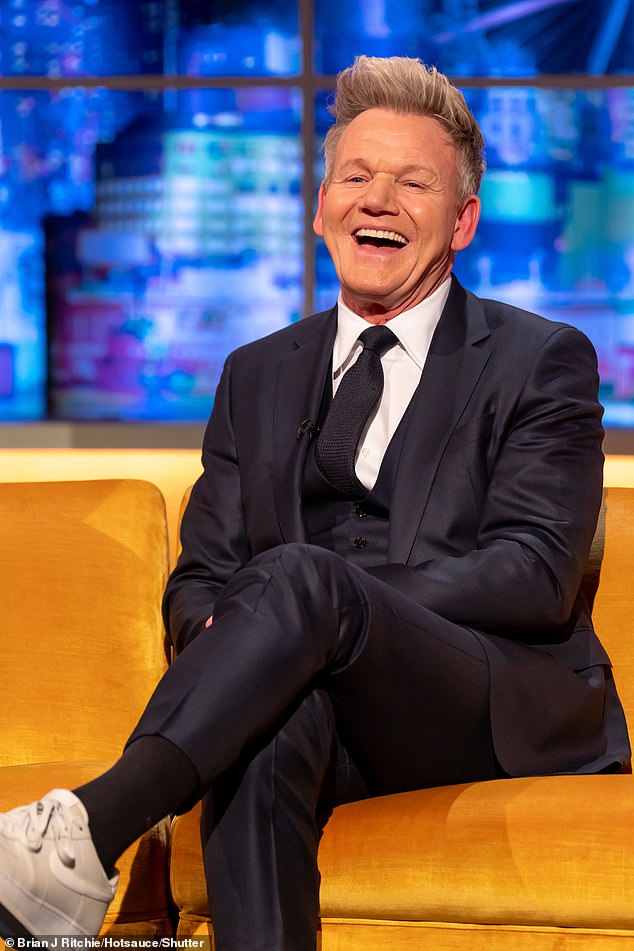 Kuhar ima ukupno 88 restorana širom svijeta i trenutno ima 8 Michelinovih zvijezda. Ukupno je nagrađen 17 zvjezdica (na slici u veljači)