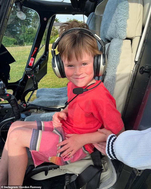 Poznati kuhar rekao je da ga Tana priguši za kuhanje svog šestogodišnjeg sina Oscara (na slici) 