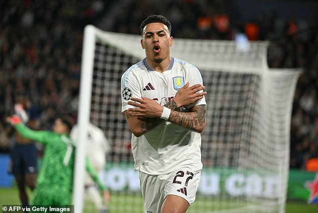 Palmer je možda „hladno“ proslavu učinio svojom, ali Rogers inzistira na tome da ga je uveo