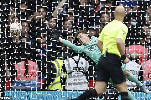 Dean Henderson je uštedio da odbije Ezri Konsa i niz drugih ključnih zaustavljanja