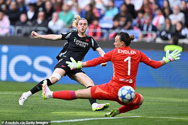 Alessia Russo također je bila na meti, a Arsenal je stigao do finala Lige prvaka