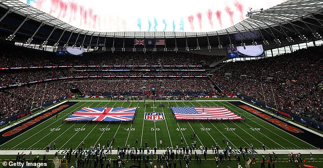 London je ugostio unosne igre za NFL od 2007. godine, a ono što je započelo kao godinu dana na Wembleyju se proširilo na tri na stadionima, uključujući Tottenham Hotspur stadion (na slici)