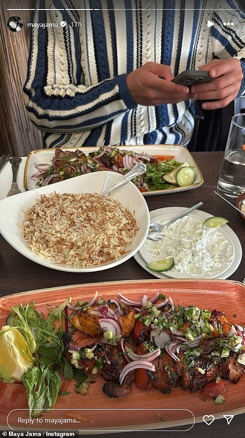 Maya je podijelila pogled na datum večere dok je dijelila snimke svog obroka na Instagramu u grčkom restoranu Alexander The Great in Camden
