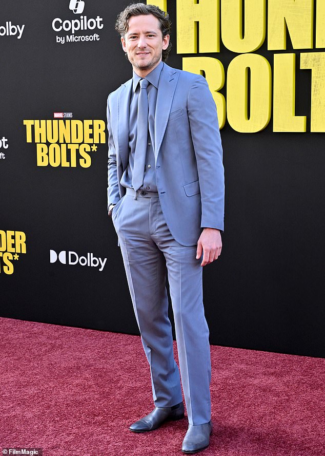 Međutim, kad je prisustvovao premijeri svog novog Marvel Movieva Thunderbolts* Ovaj tjedan (na slici), Lewis je upitao upite o njegovoj romansi Showbiz