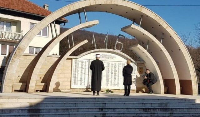 AHMIĆI Godišnjica zločina nad Bošnjacima kod Viteza