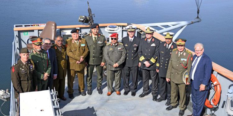 Američki ratni brodovi uplovili u zaraćenu Libiju nakon dugo vremena: Što je iza toga