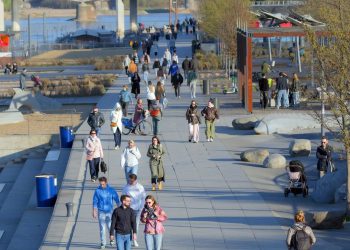 Analiza: Treba čekati sigurnija vremena i ne napuštati poslovne i tržišne pozicije, ako je to ikako moguće