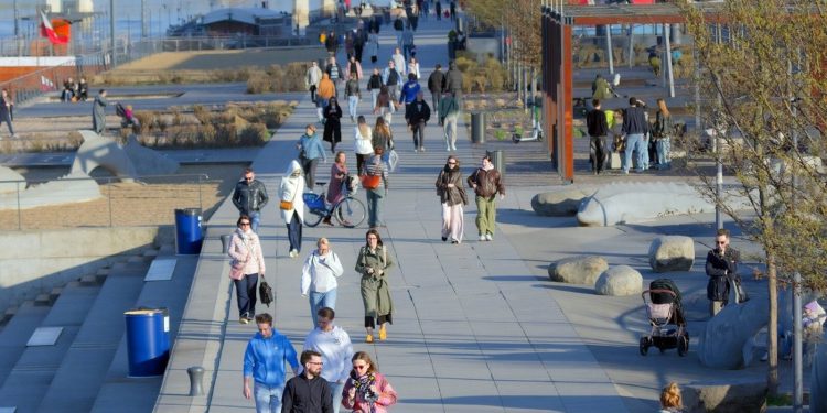 Analiza: Treba čekati sigurnija vremena i ne napuštati poslovne i tržišne pozicije, ako je to ikako moguće