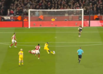 Arsenal-kristalna palača 2-2: Ciljevi i istaknuti. Mattea poput totti: fenomenalni lob