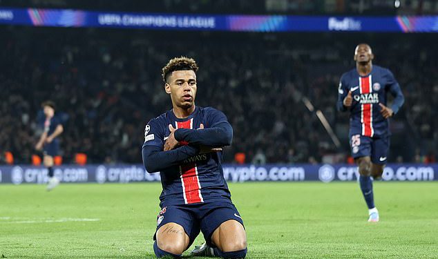 Aston Villa bila je udaljena 75 sekundi od nečega sasvim ok, ali tada se sve promijenilo. PSG su bili fenomenalni, a Khvicha Kvaratskhelia je bila apsolutno čarobna, piše Ian Ladyman