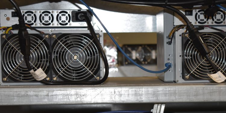 Auradine povećava seriju C od 153 milijuna dolara za rudarstvo Bitcoin (BTC), Umrežavanje AI podatkovnog centra