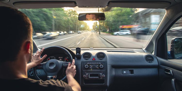 Auto Klub – Ekstremna mjera: U ovoj državi namjeravaju uvesti limitatore brzine za prekršitelje. Je li to dobra ideja?