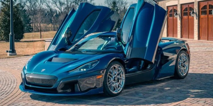 Auto Klub – Hrvatski ponos osvanuo u oglasniku: Rimac Nevera može biti vaša u pola cijene