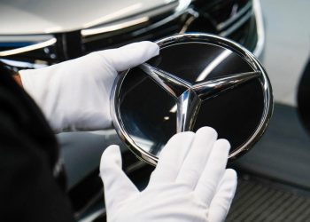 Auto Klub – Mercedes ih ‘cinkao’: Europa kaznila 13 renomiranih proizvođača s pola milijarde eura