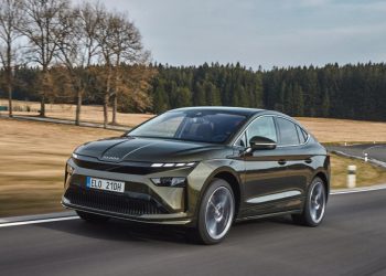 Auto Klub – Vozili smo Škodu Enyaq: Omiljeni češki električni SUV u drugu rundu ulazi s novim licem i vrhunskom opremom