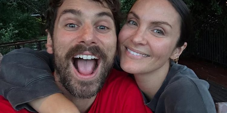 Beba broj tri! Zvijezda prvostupnika Laura Byrne očekuje svoje treće dijete sa suprugom Matty ‘J’ Johnson