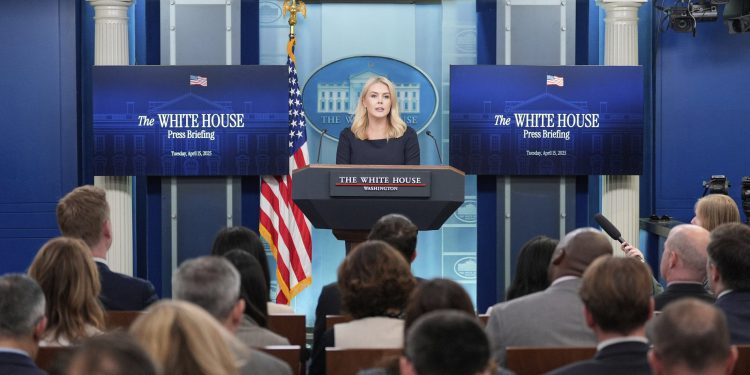 Bijela kuća postavlja pitanje zašto institucije Ivy League dobivaju toliko saveznog financiranja usred svađe s Harvardom