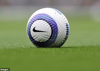 Bijeli muškarci su “blokirali” da se prijave za posao u klubovima Premier lige, uključujući Man United i Liverpool, dok se oglašavaju “samo kandidatima za žene i etničke manjine”