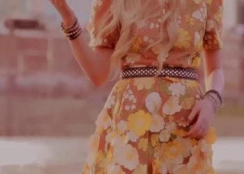 Billy Ray Cyrus, bivši Firerose, dijeli poruku vrlo govoreći nakon što je američka zvijezda debitirala svoju šok novu romansu s Elizabeth Hurley