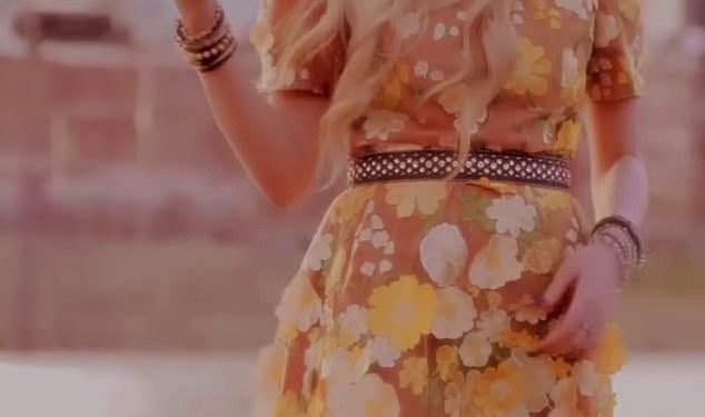 Billy Ray Cyrus, bivši Firerose, dijeli poruku vrlo govoreći nakon što je američka zvijezda debitirala svoju šok novu romansu s Elizabeth Hurley