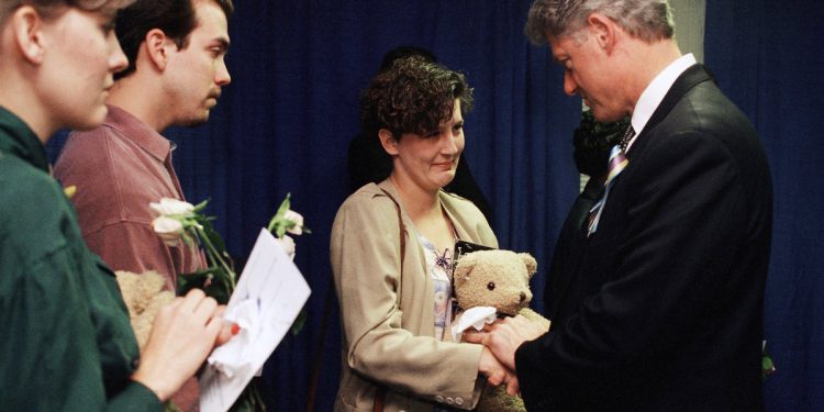 Bivši predsjednik Clinton vraća se u Oklahoma City 30 godina nakon bombardiranja savezne zgrade