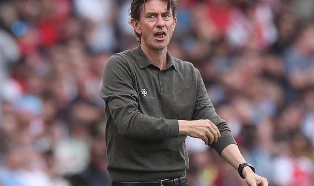 Brentfordov šef Thomas Frank zamijenio je Ivana Toneyja s dva grabežljivaca oko gola, piše Martin Keown