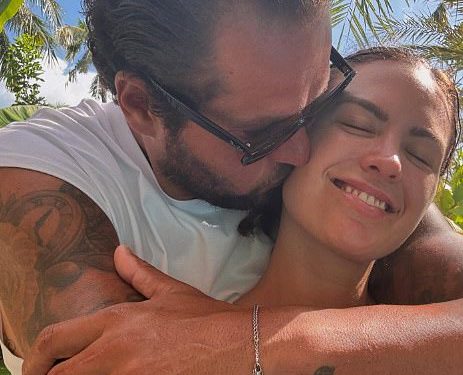 Buddy Franklin razbija svoju tišinu na divlju glasinu da je nosio periku