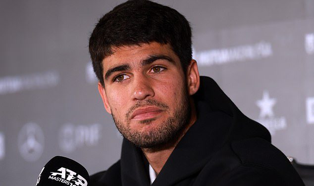 Carlos Alcaraz otkriva bizarni razlog zašto je gotovo zabranjen iz Wimbledona jer mu je dvostruki prvak kaže da mu je rečeno: “Nećemo vam dopustiti da igrate”