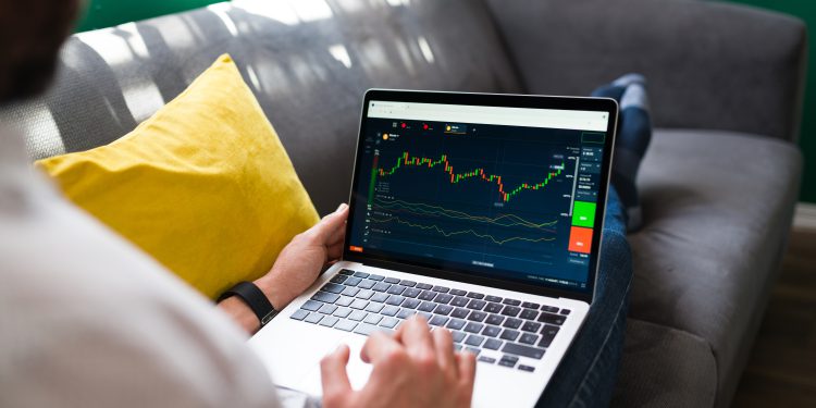 Crobex indeksi rastu treći dan zaredom, najtrgovanija dionica HT