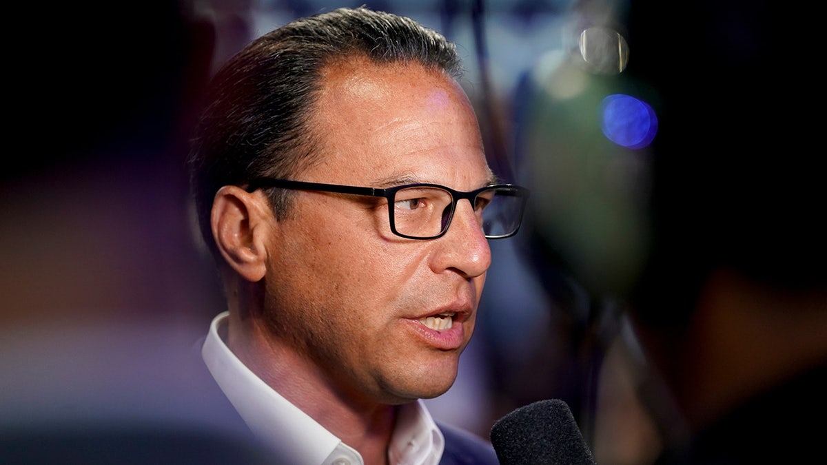 Josh Shapiro, guverner Pennsylvanije, tijekom Demokratske nacionalne konvencije
