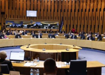 DOM NARODA PS BiH Čović upao u zamku, nema rasprave o Izbornom zakonu bez smjene Špirića, Košarca i Amidžića