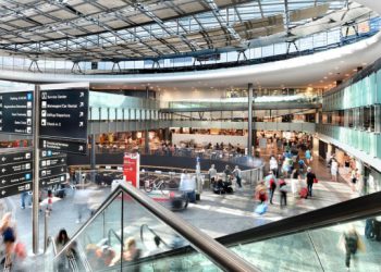 DOMIŠLJATA LAKA ZARADA Muškarac porijeklom iz BiH u zračnoj luci Zürich prodavao lažne karte i masno zaradio