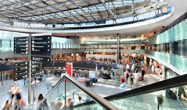 DOMIŠLJATA LAKA ZARADA Muškarac porijeklom iz BiH u zračnoj luci Zürich prodavao lažne karte i masno zaradio