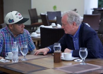 Dem senator sastaje se s Abregom Garcia; El Salvador kaže da će zatvorenik ostati u pritvoru