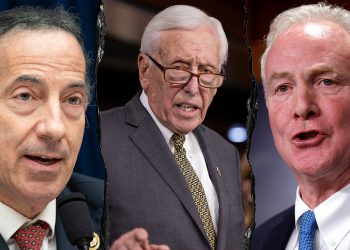 Dems nameću blokadu puta kako bi spriječio Trumpa da se preseli na fedalne agencije izvan DC -a