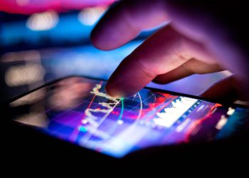 Doge, ada olovo kriptovaluta dobiva kao bitcoin centimetara prema 85 tisuća dolara ispred tarifa Kick-in