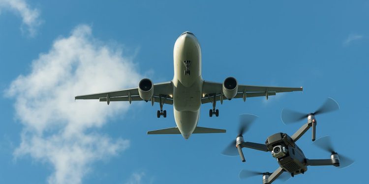 Dron se opasno približio zrakoplovu dok je slijetao na dubrovački aerodrom