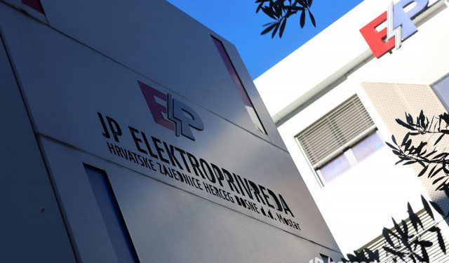 ELEKTROPRIVREDA HZ HB U BROJKAMA Na plaće i primanja otišlo 134 milijuna maraka, dobit drastično pala i prihoda je manje