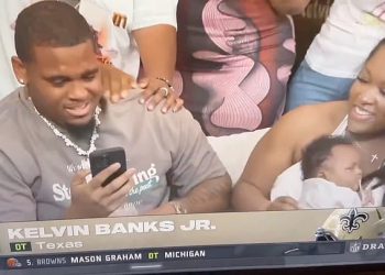 ESPN kamere uhvati bebin bruto trenutak uživo tijekom NFL drafta