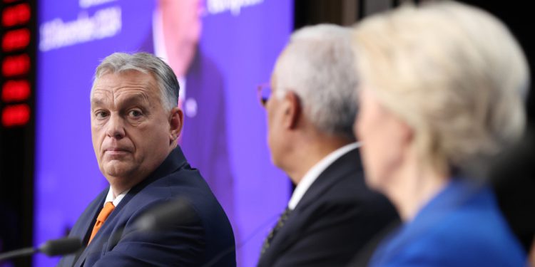 EU mora skinuti Mađarsku glasačka prava – Estonski FM – RT World News