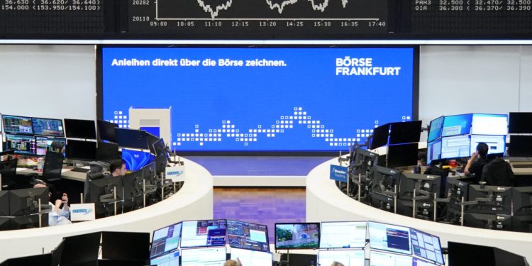 Europske burze snažno porasle, na Zagrebačkoj burzi ulagači oprezni