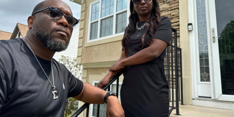 FBI je slučajno pretrpio njihov dom, sada žele tužiti