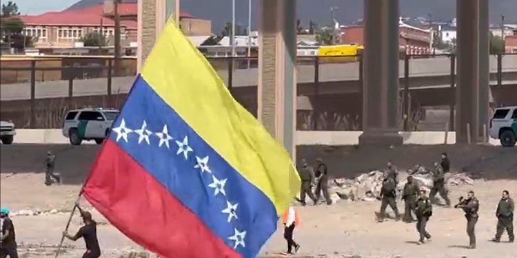 Federalni sudac odgađa pokušaj DHS -a da okonča privremeni zaštićeni status za Venezuelane