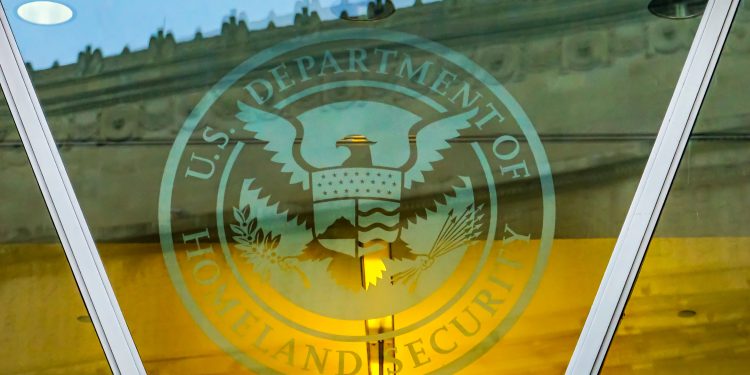 Federi pogrešno narede estonskim hashflare prevarantima da se samouništiju prije izricanja kazne