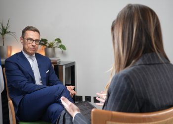 Finski predsjednik poziva Trumpa da zatraži Ukrajinu Sporazum o prekidu vatre od Putina u roku od 3 tjedna