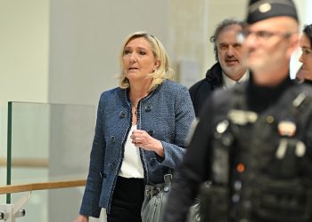 Francuska lansira novu sondu povezanu s suđenjem Le Pen – AFP – RT World News
