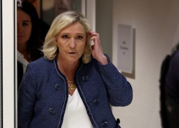 French PM etikete Trumpova podrška Le Pen ‘uplitanje’ – RT World News