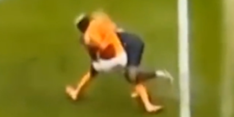 Galatasaray, Osimhen između nogometa … i hrvanja: protivnik slijeće ovako!